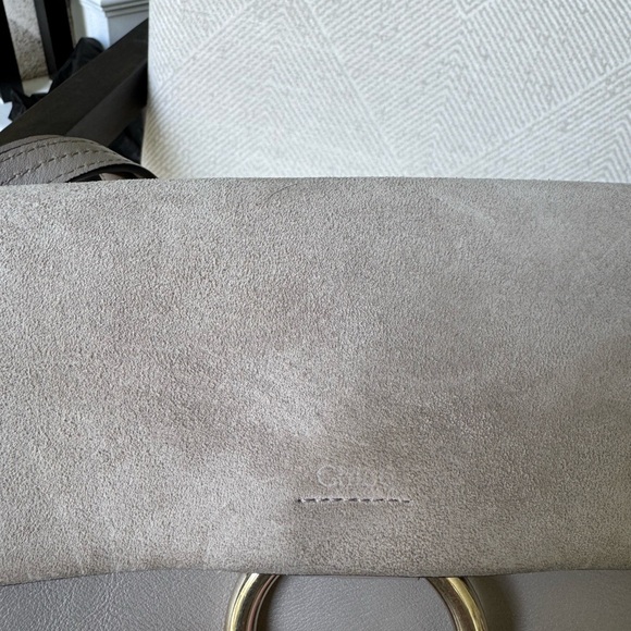 Chloe Faye Beige Crossbody Bag with COA - Picture 2 of 4